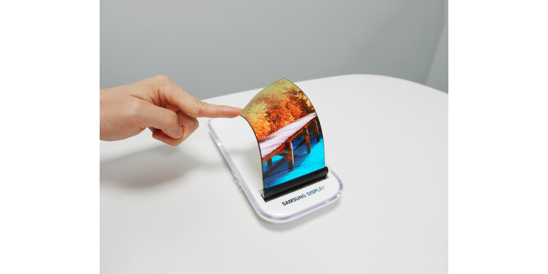 Valley Project, Samsung foldable smartphone will not arrive in 2016 1