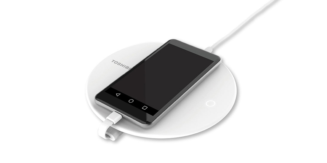 Toshiba announces a charging station with backup for smartphones 1